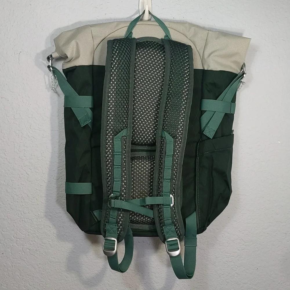 Nike ACG Aysen 32L Hiking Backpack, Vintage Green/Grey, New With Tags - Picture 2 of 5